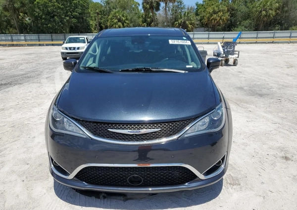 Chrysler Pacifica cena 49000 przebieg: 118993, rok produkcji 2019 z Olszyna małe 79